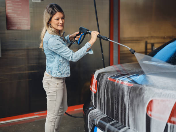 Best Sidewalk Pressure Washing  in Watertown, MN